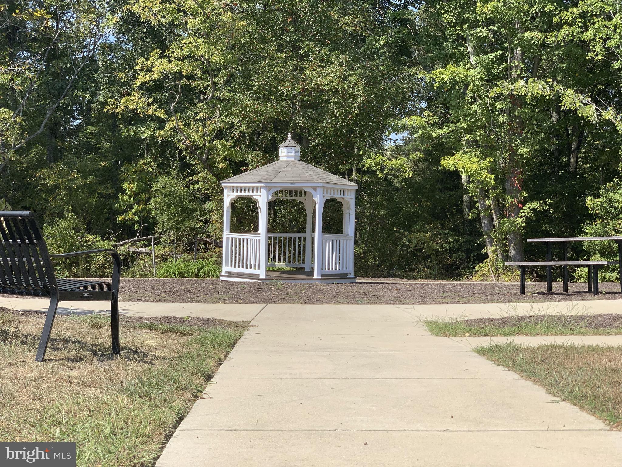 ELIZABETH HILLS PHASE 5 - Residential