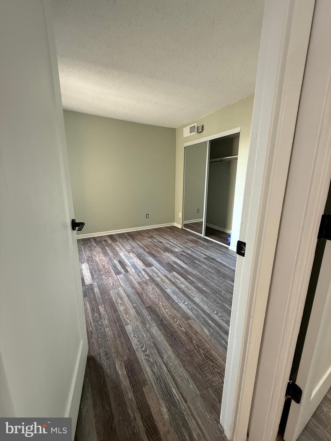 RACQUET CLUB - Residential