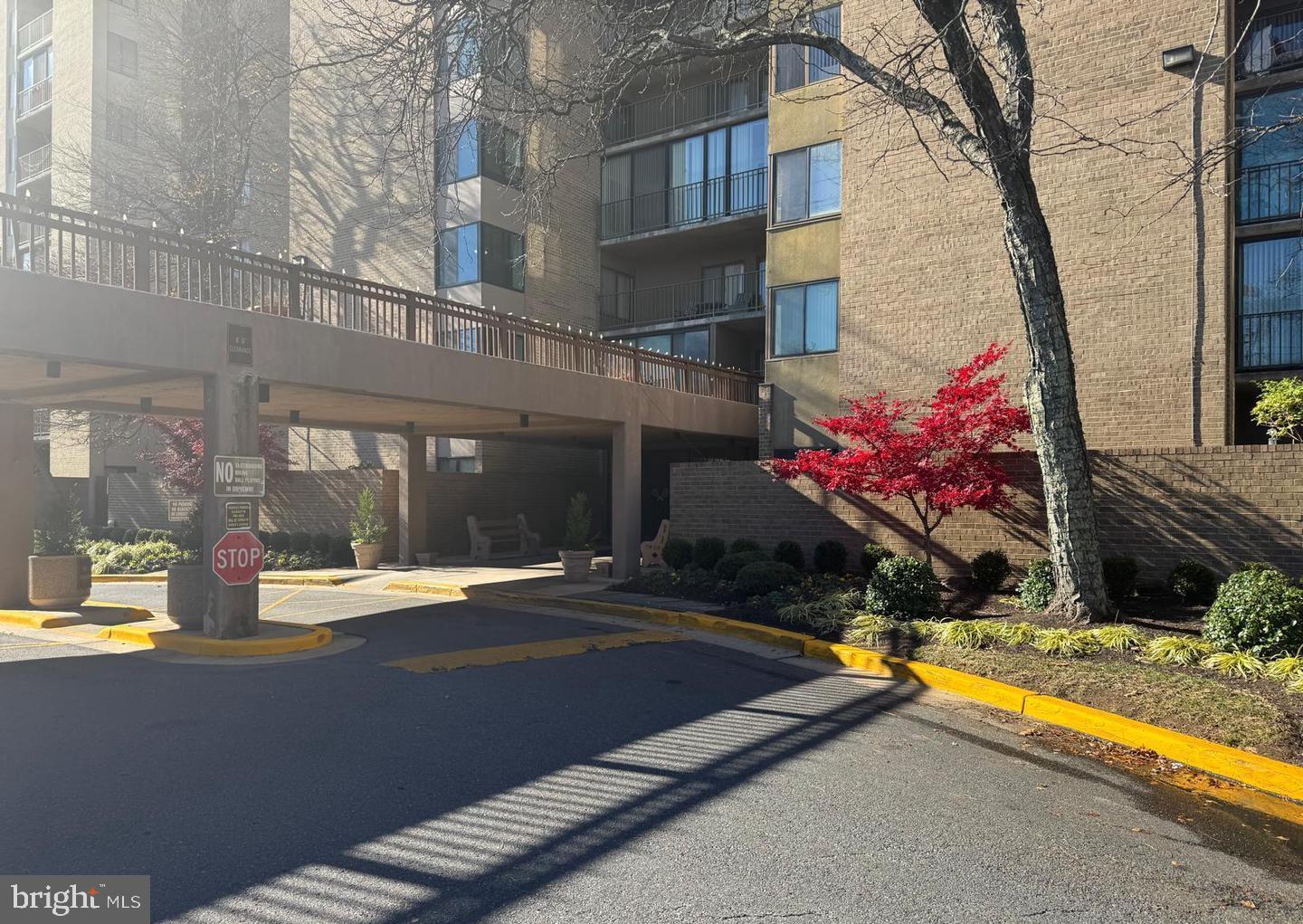 RACQUET CLUB - Residential