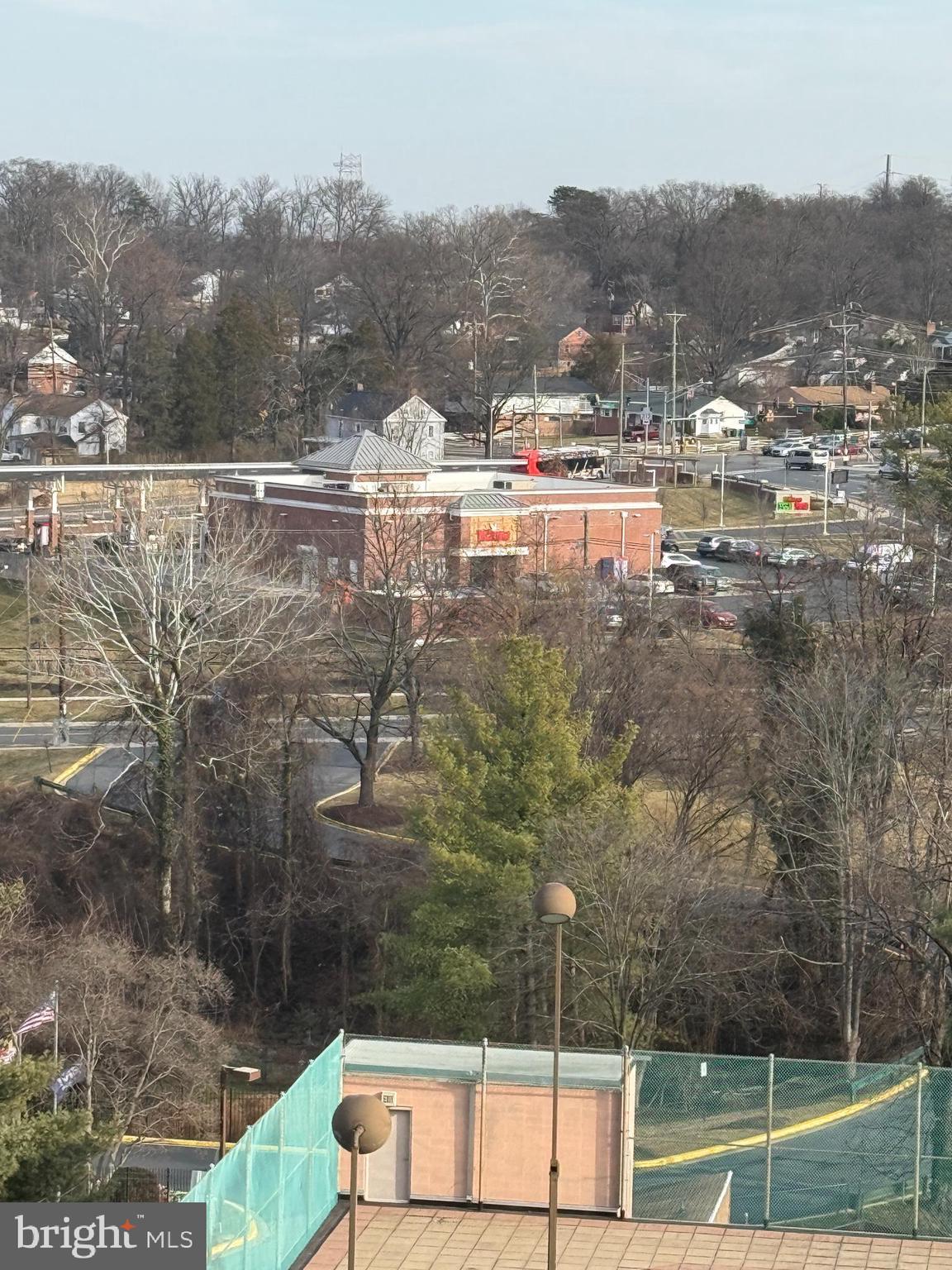 RACQUET CLUB - Residential