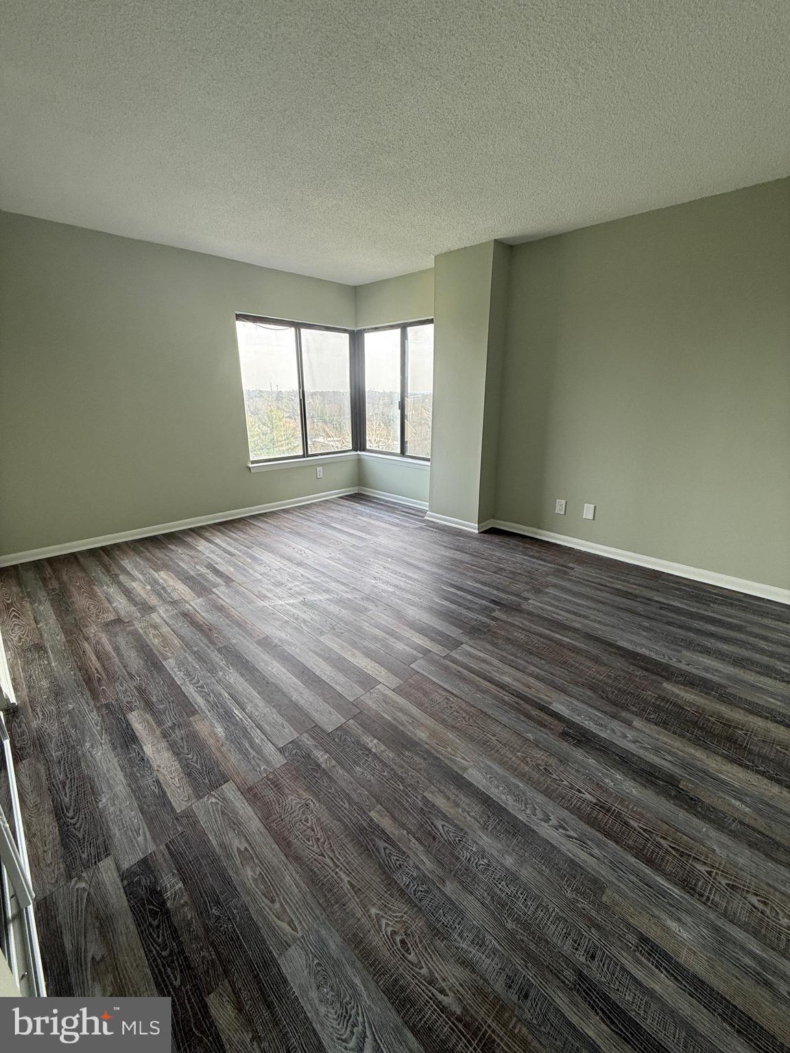 RACQUET CLUB - Residential