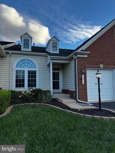 Photo of 10413 Edisto Court, GAINESVILLE, VA 20155 (MLS # VAPW2131414)