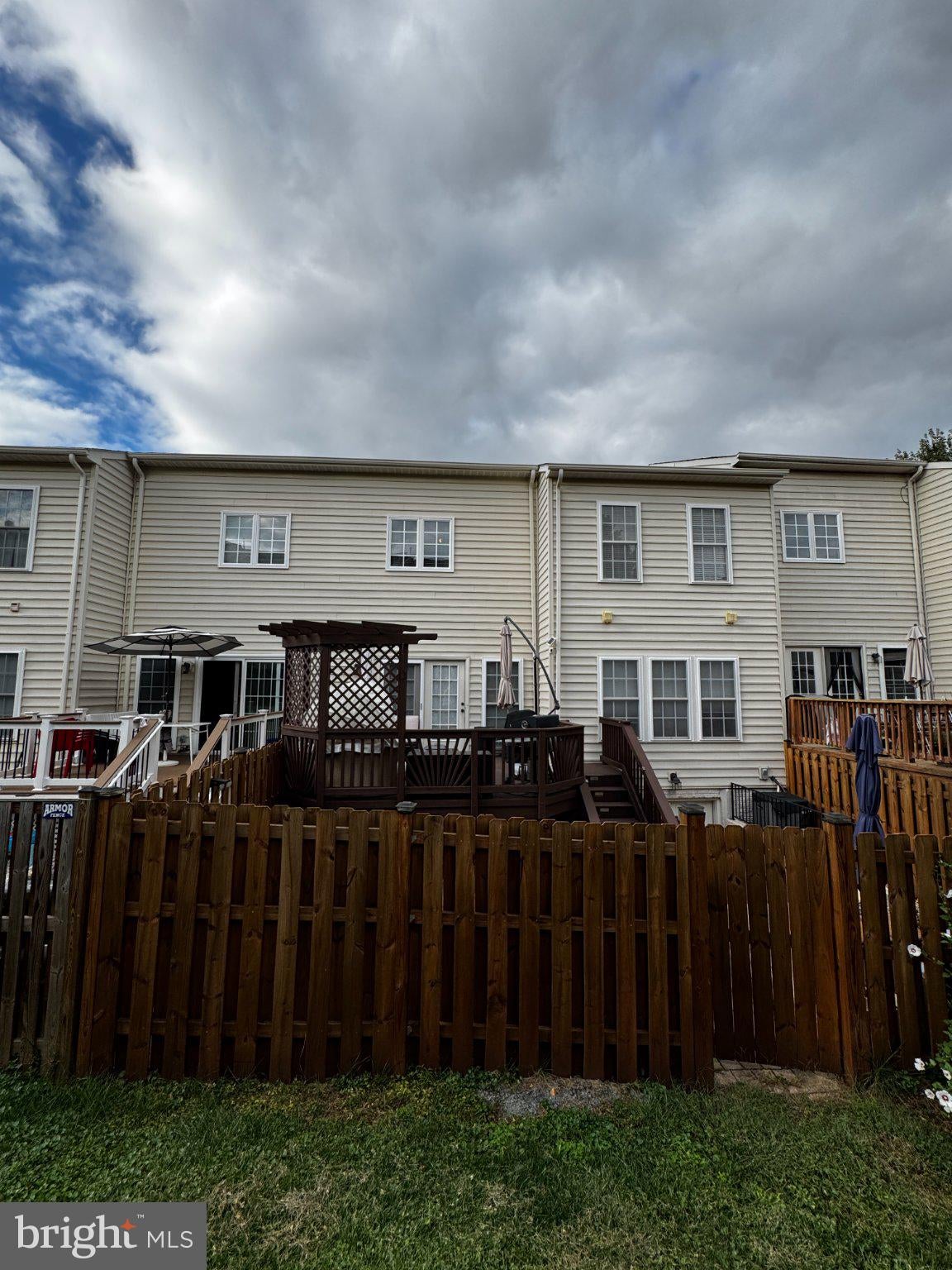 10413 EDISTO COURT