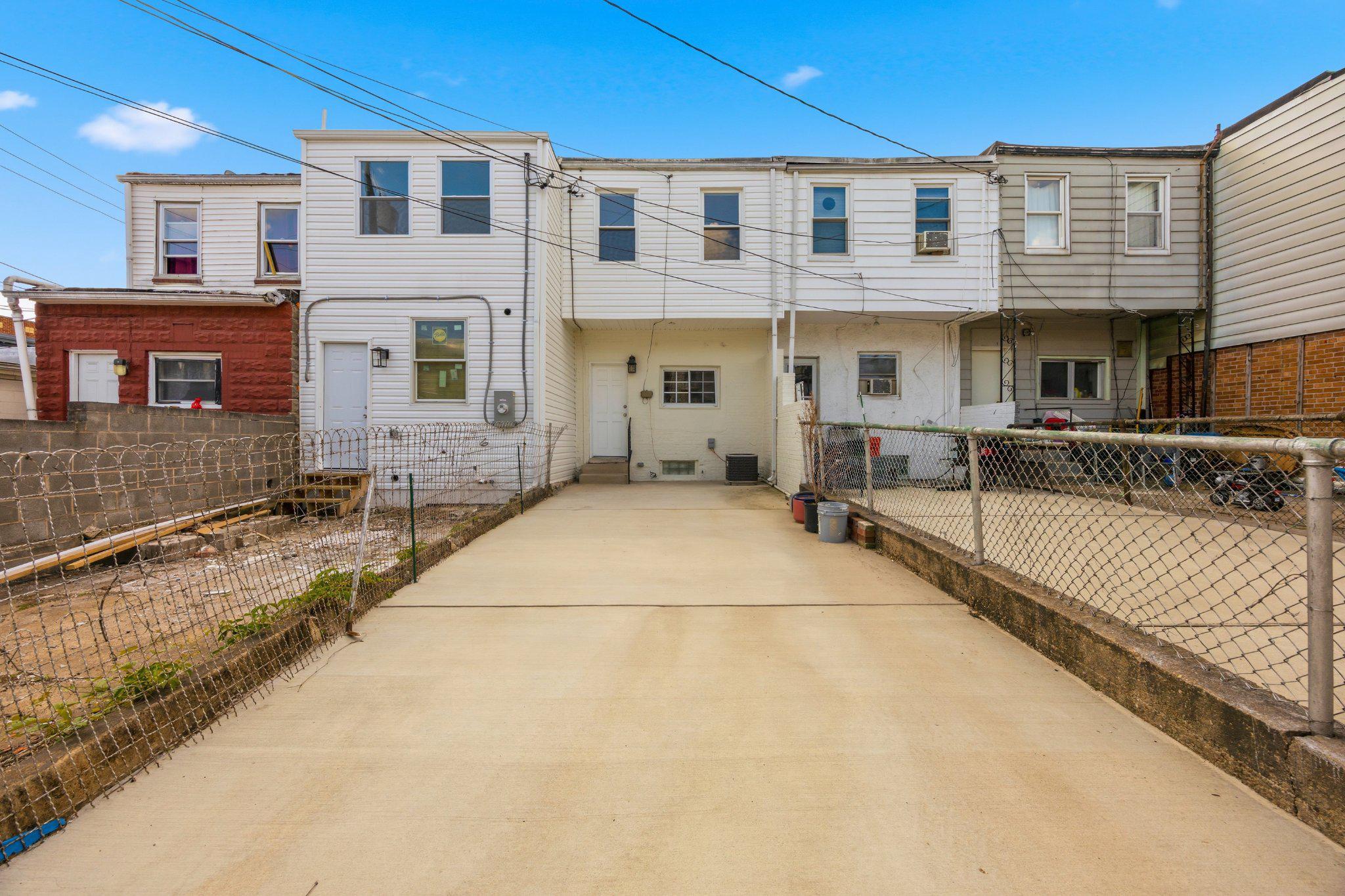 BALTIMORE HIGHLANDS - Residential