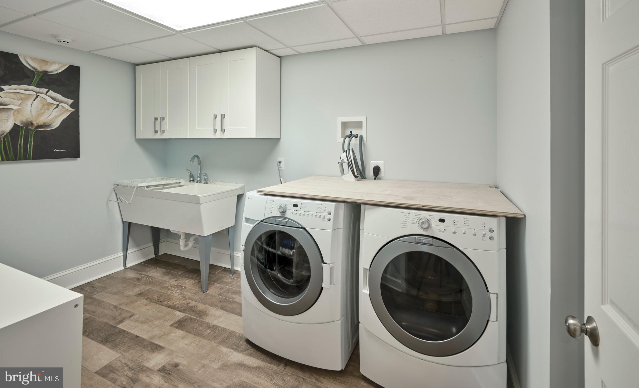 FOX HUNT ESTS - Residential