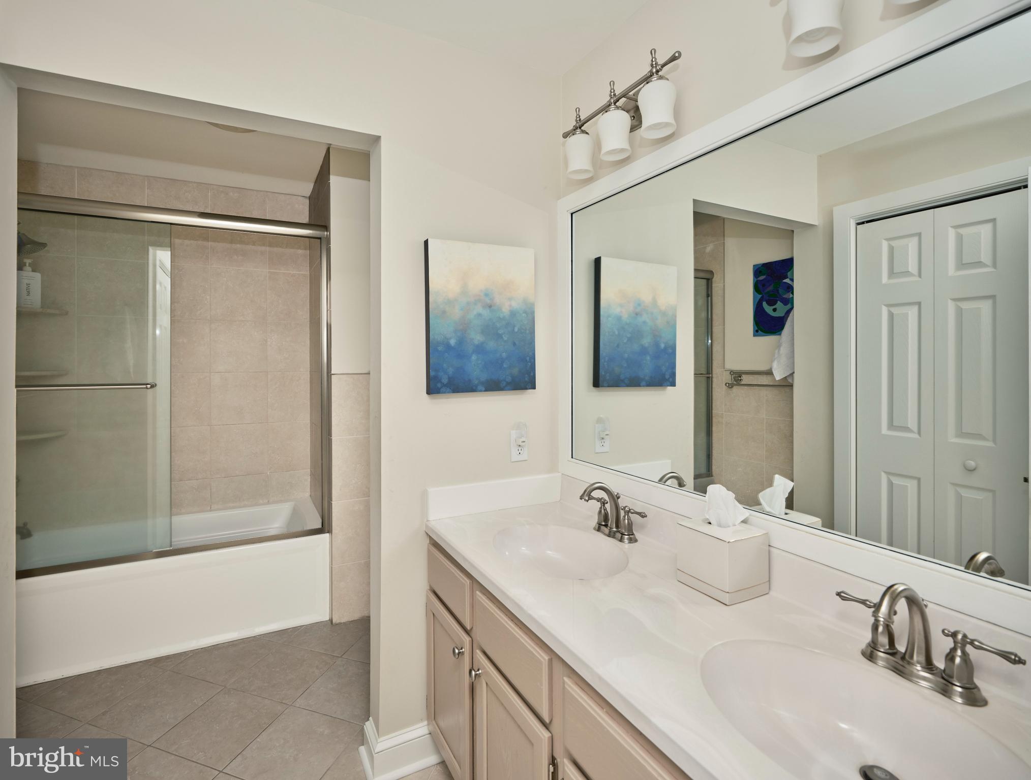 FOX HUNT ESTS - Residential