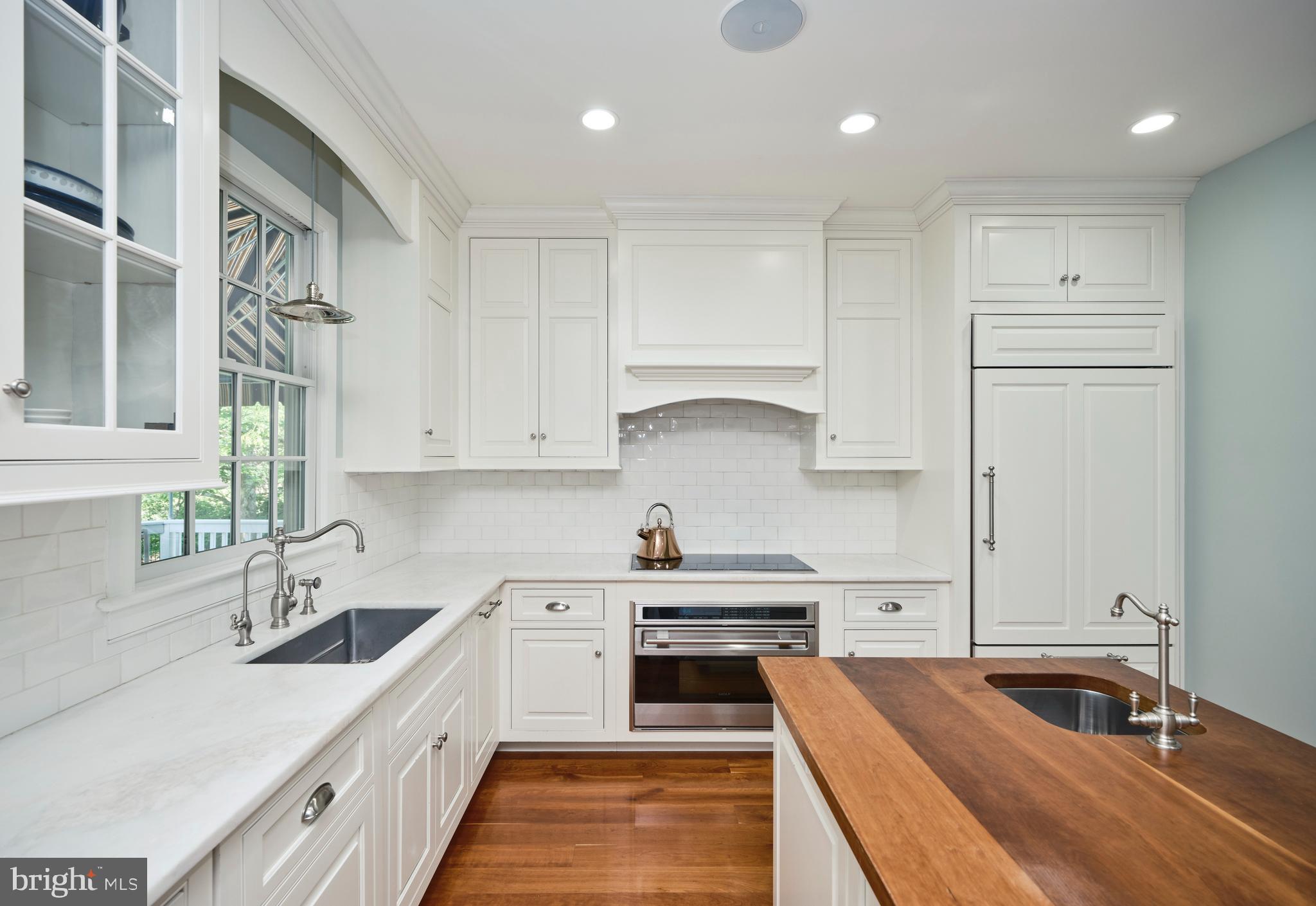 FOX HUNT ESTS - Residential