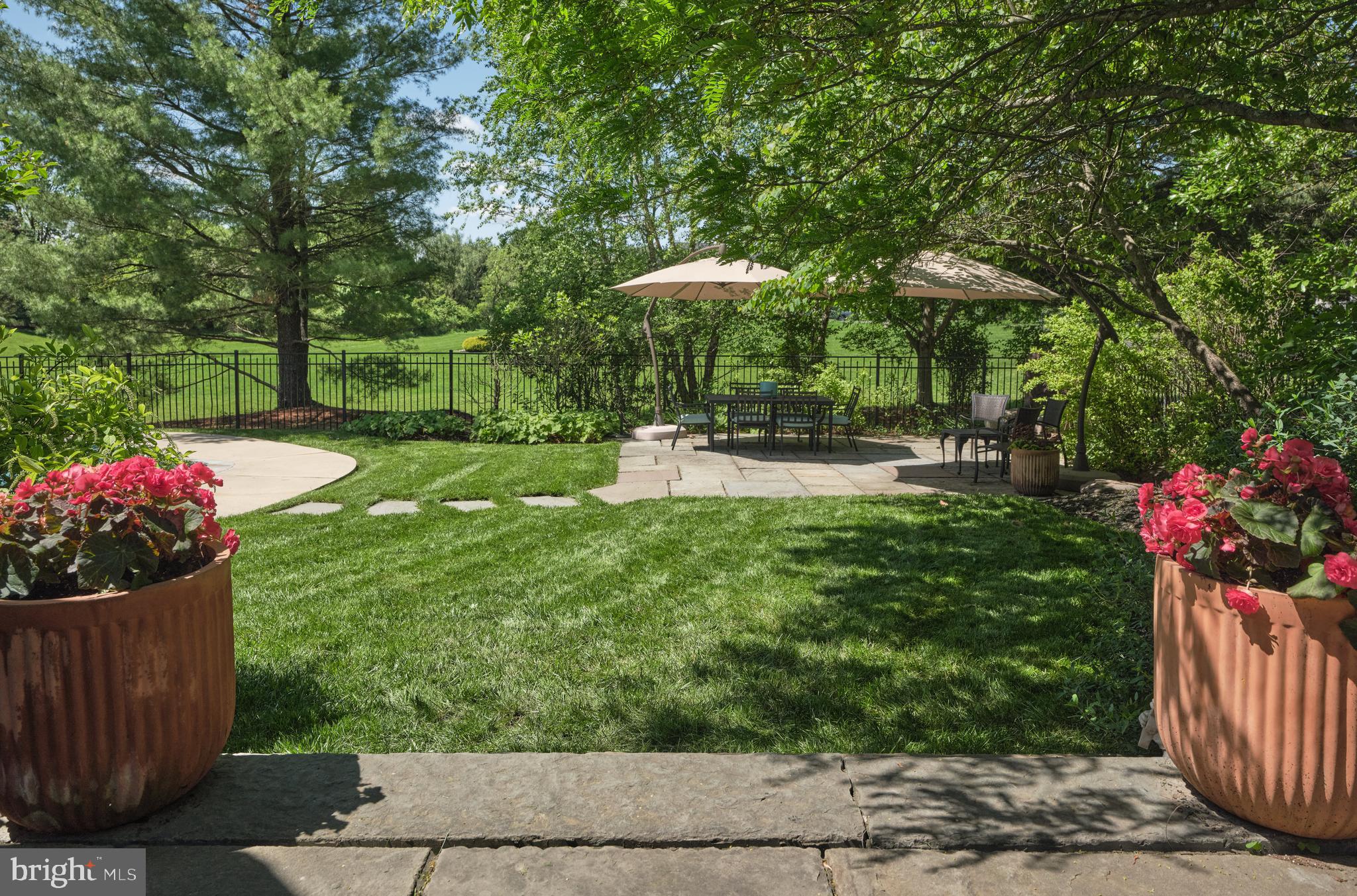 FOX HUNT ESTS - Residential