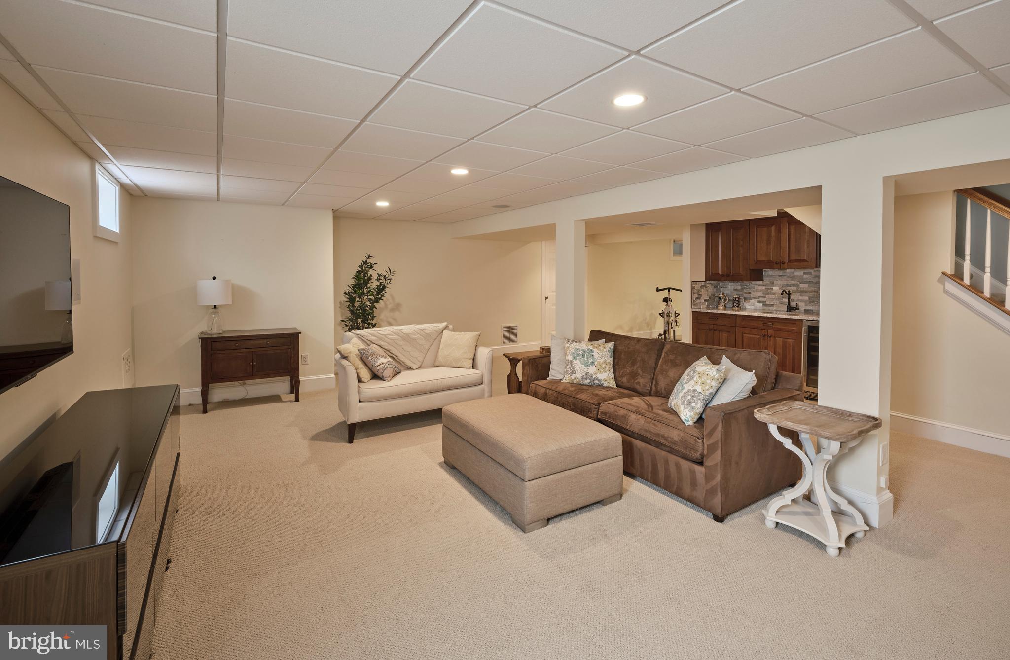 FOX HUNT ESTS - Residential