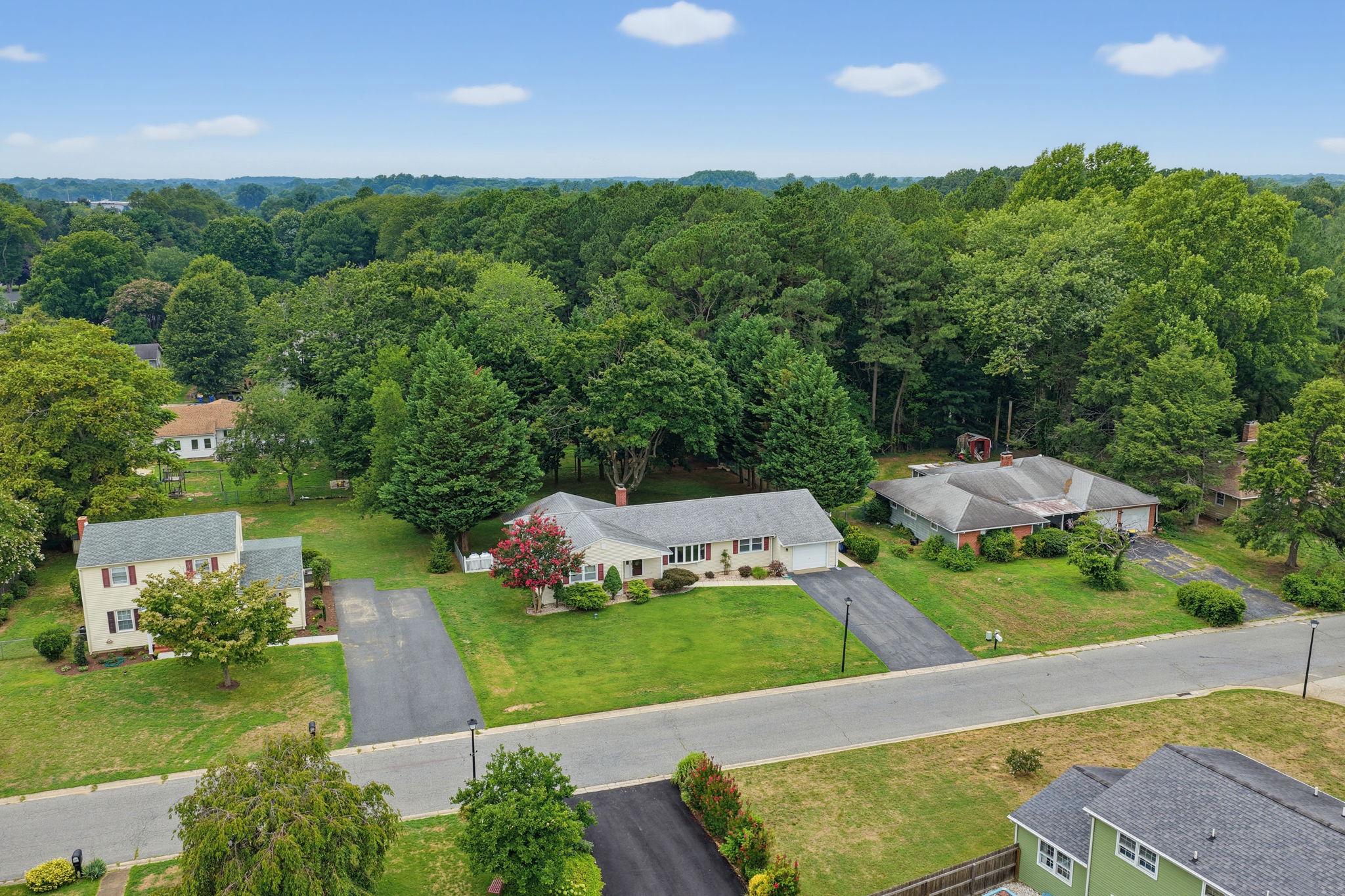 90 GREENVIEW DRIVE