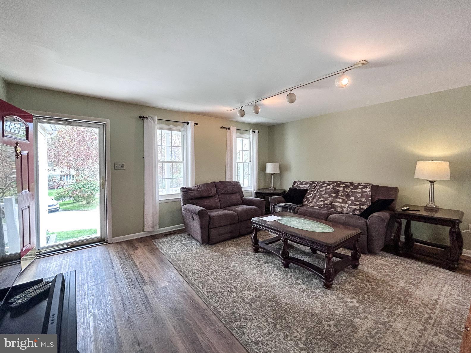 SUMMIT RIDGE - Residential