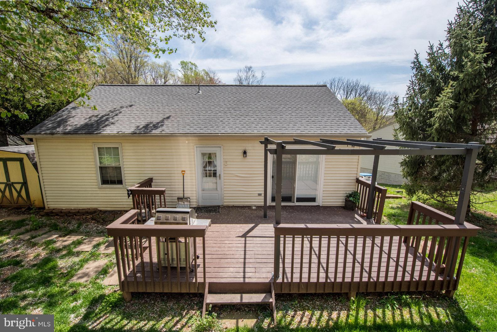 SUMMIT RIDGE - Residential