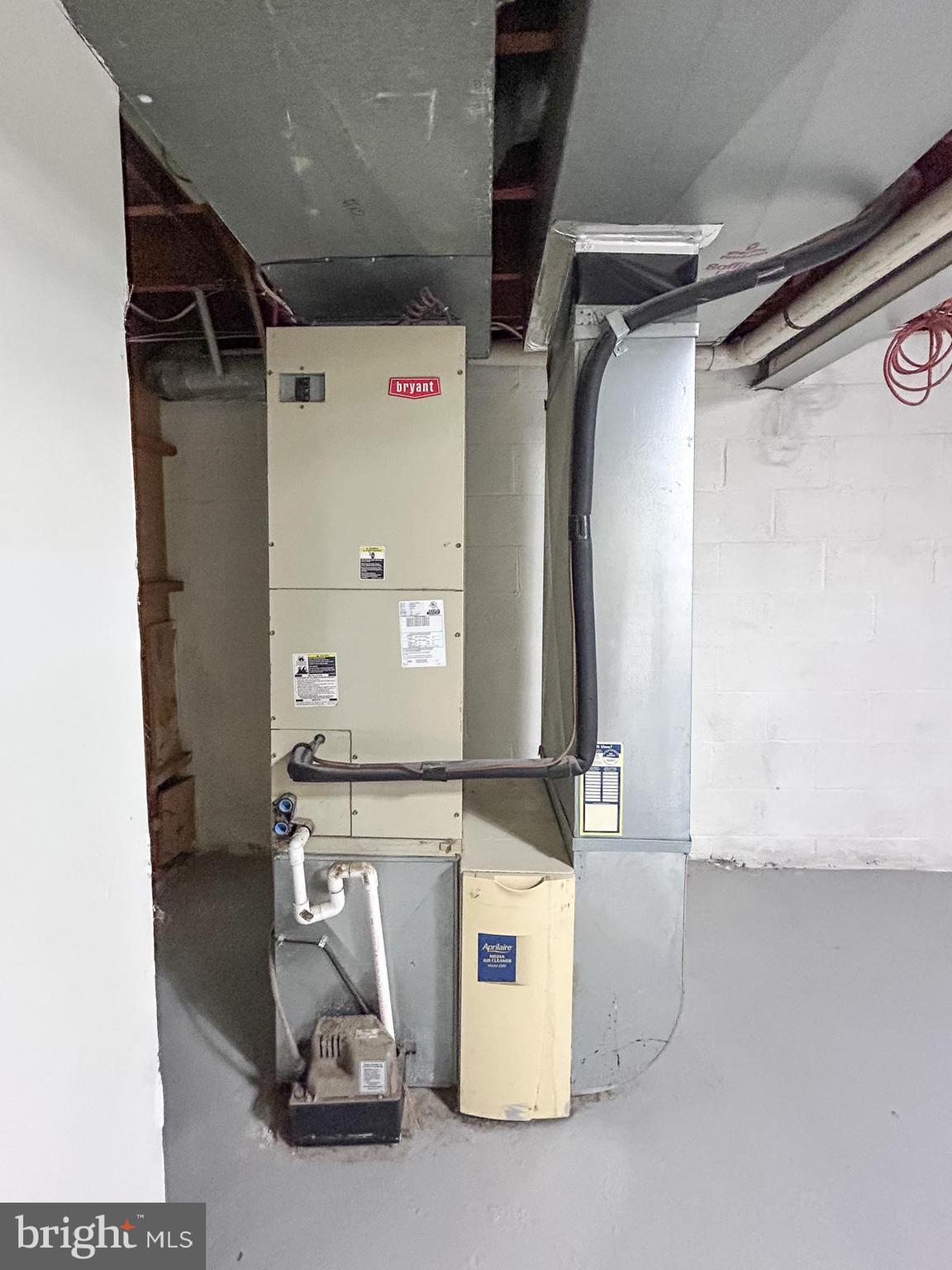 SUMMIT RIDGE - Residential