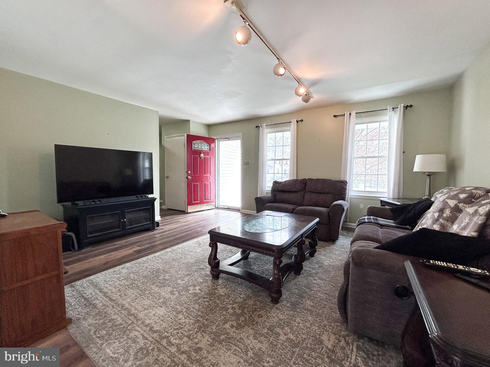 SUMMIT RIDGE - Residential