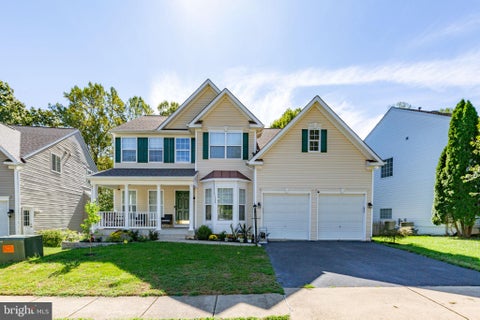 Photo of 5317 Gunston Hall Drive, WOODBRIDGE, VA 22193 (MLS # VAPW2129912)