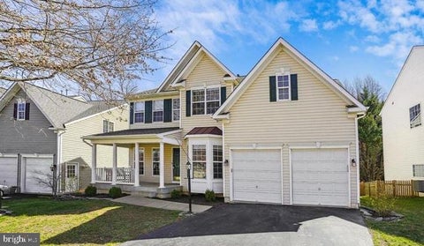 Photo of 5317 Gunston Hall Drive, WOODBRIDGE, VA 22193 (MLS # VAPW2129912)