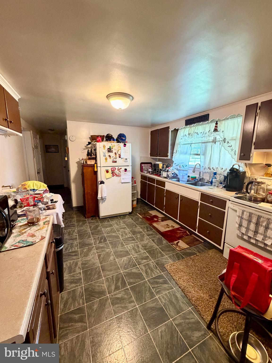 1465 LOTUS DRIVE