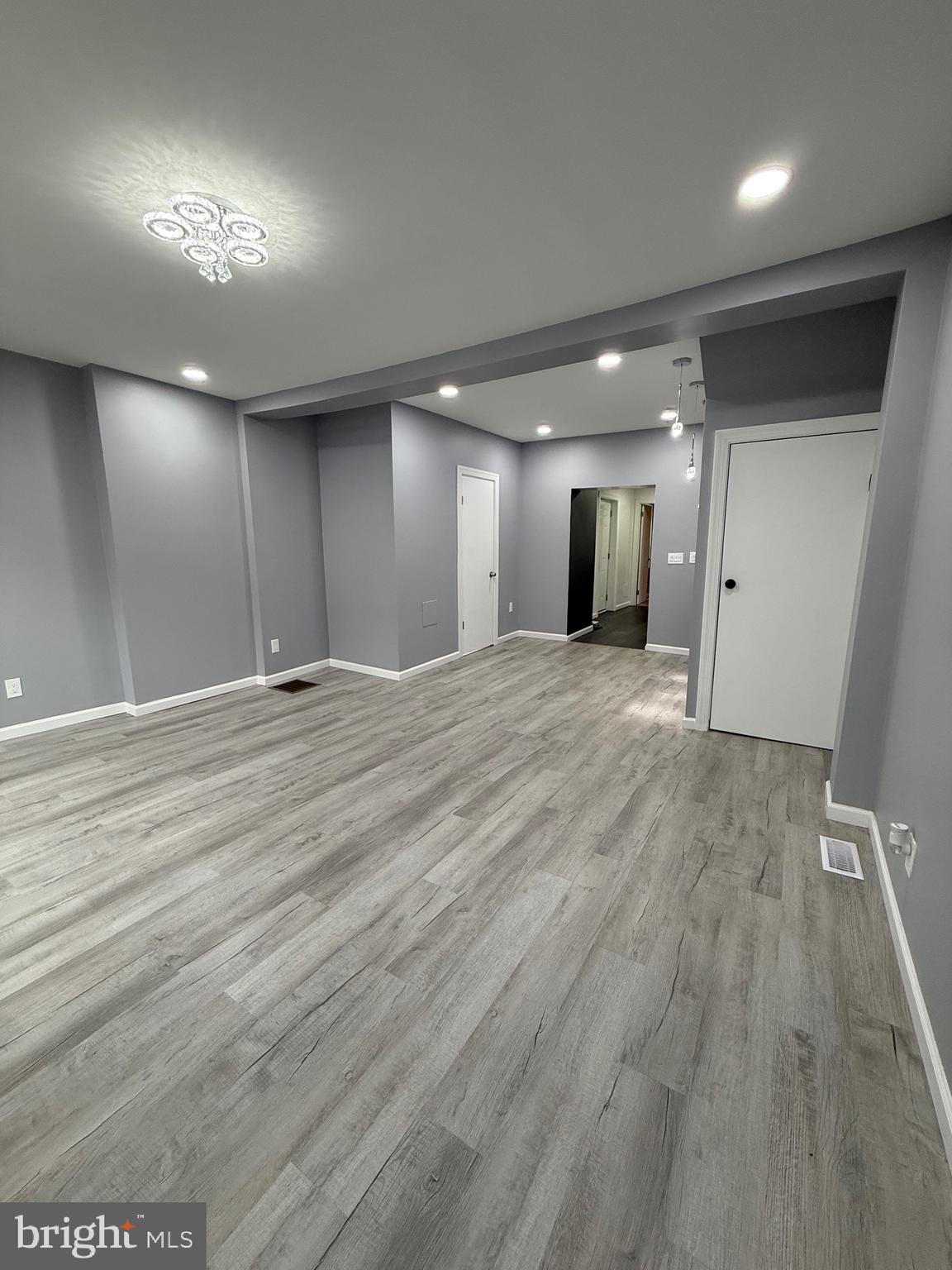 331 SPRING GARDEN STREET