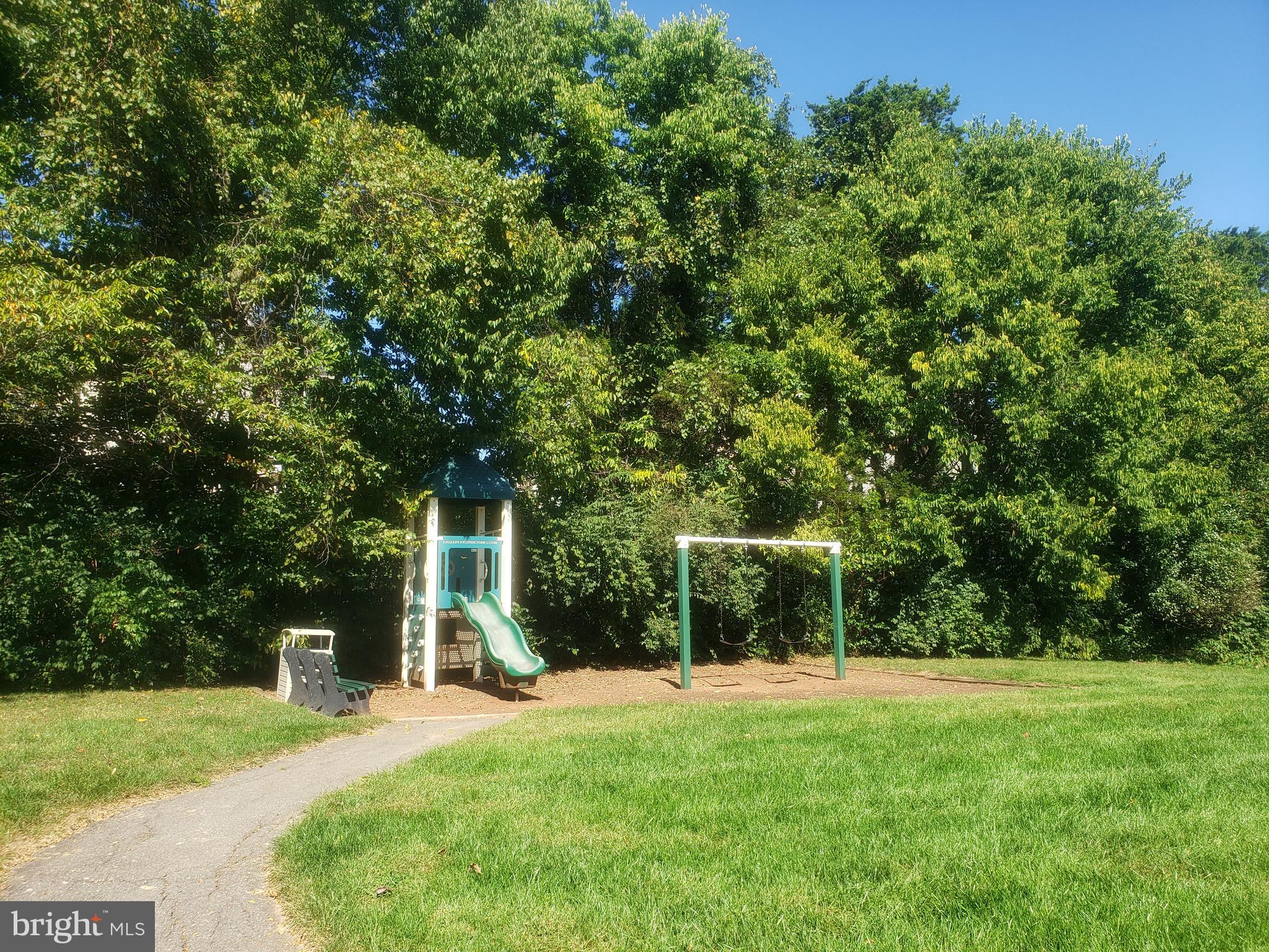 CHATHAM GREEN CONDOMINIUM - Residential Lease