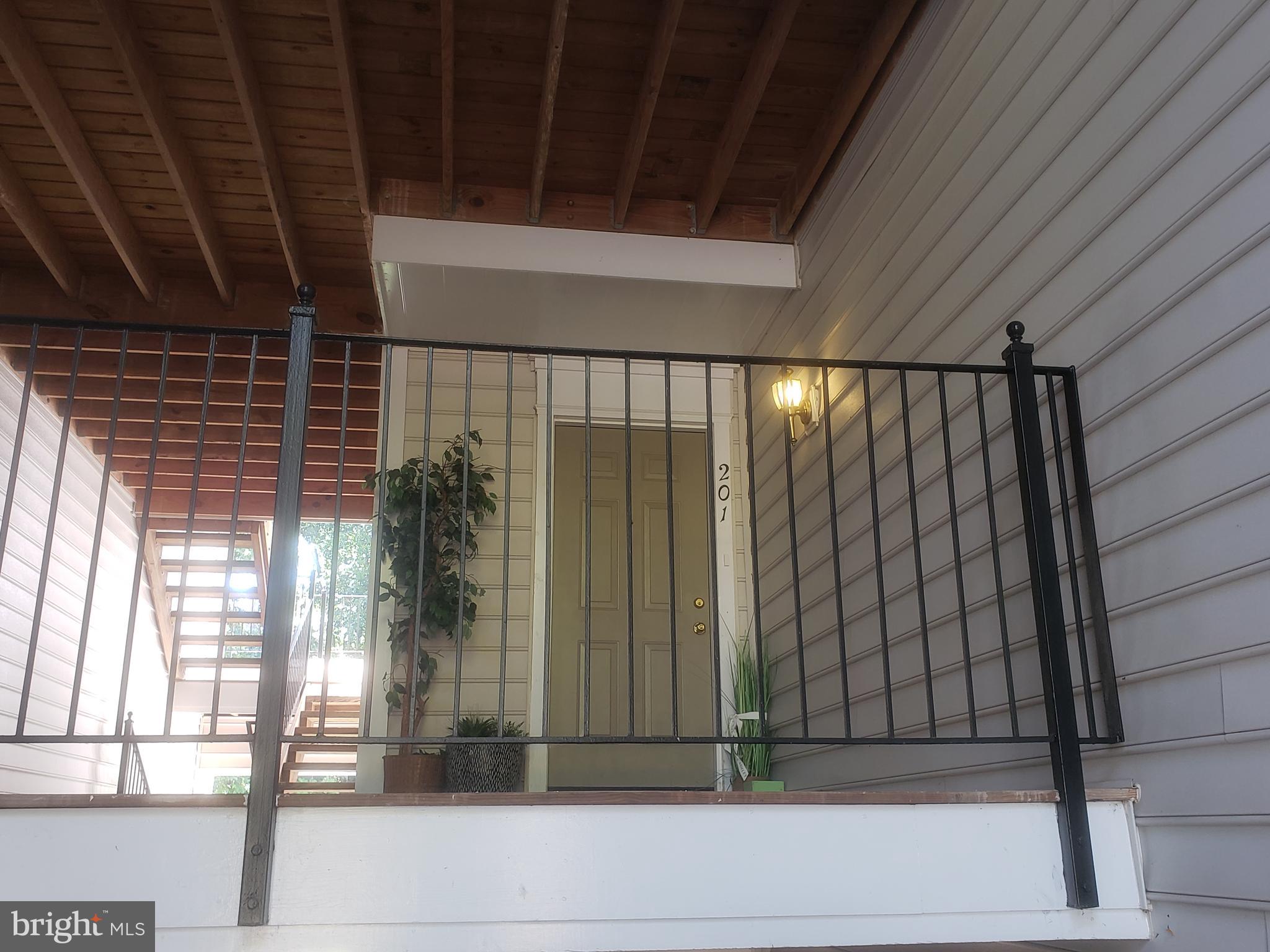 CHATHAM GREEN CONDOMINIUM - Residential Lease