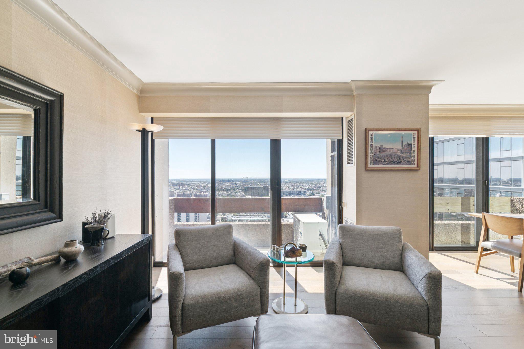 WASHINGTON SQ WEST - Residential