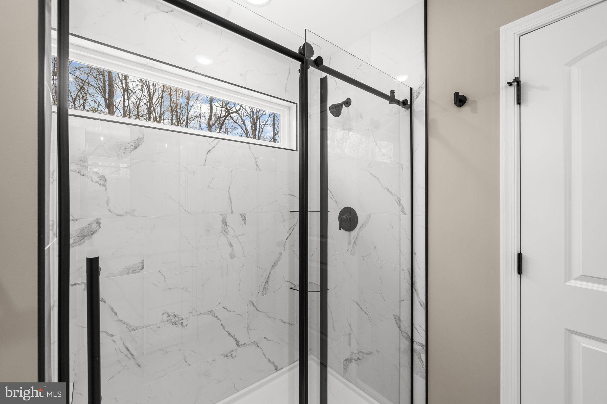 LAKE WILDERNESS - Residential