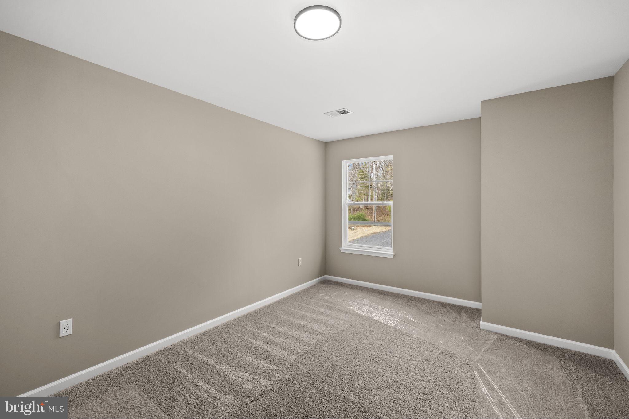 LAKE WILDERNESS - Residential