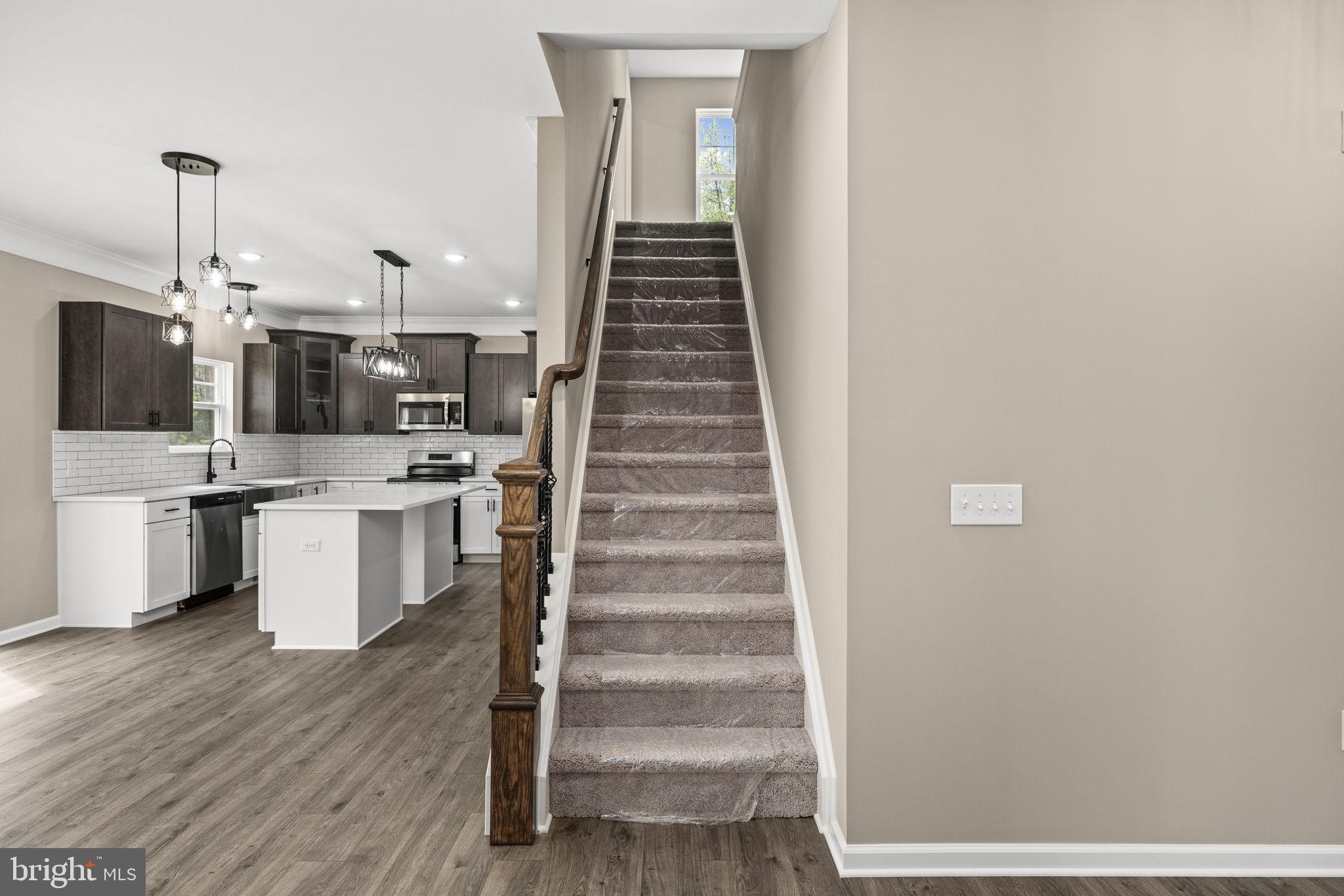 LAKE WILDERNESS - Residential