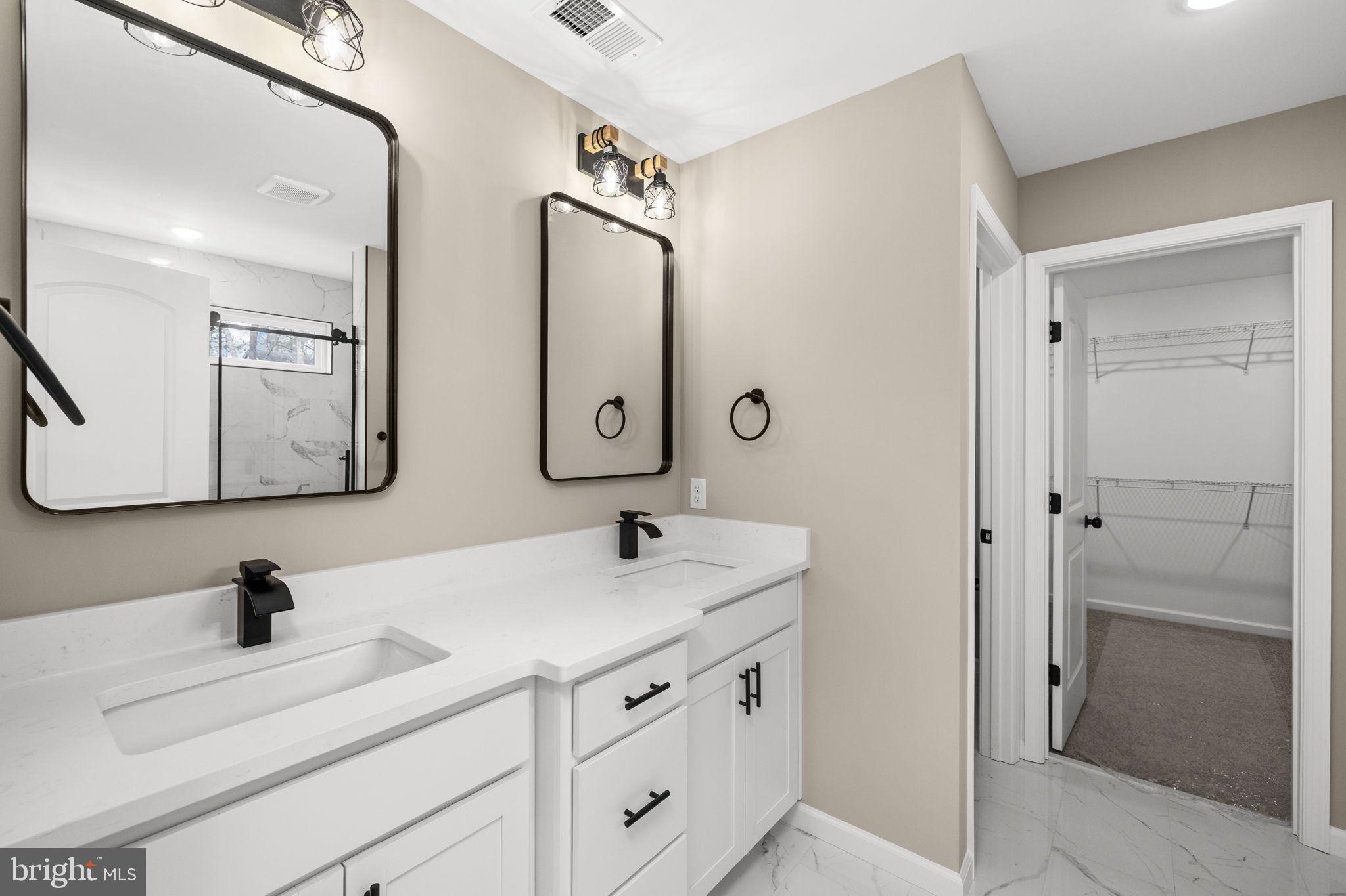 LAKE WILDERNESS - Residential