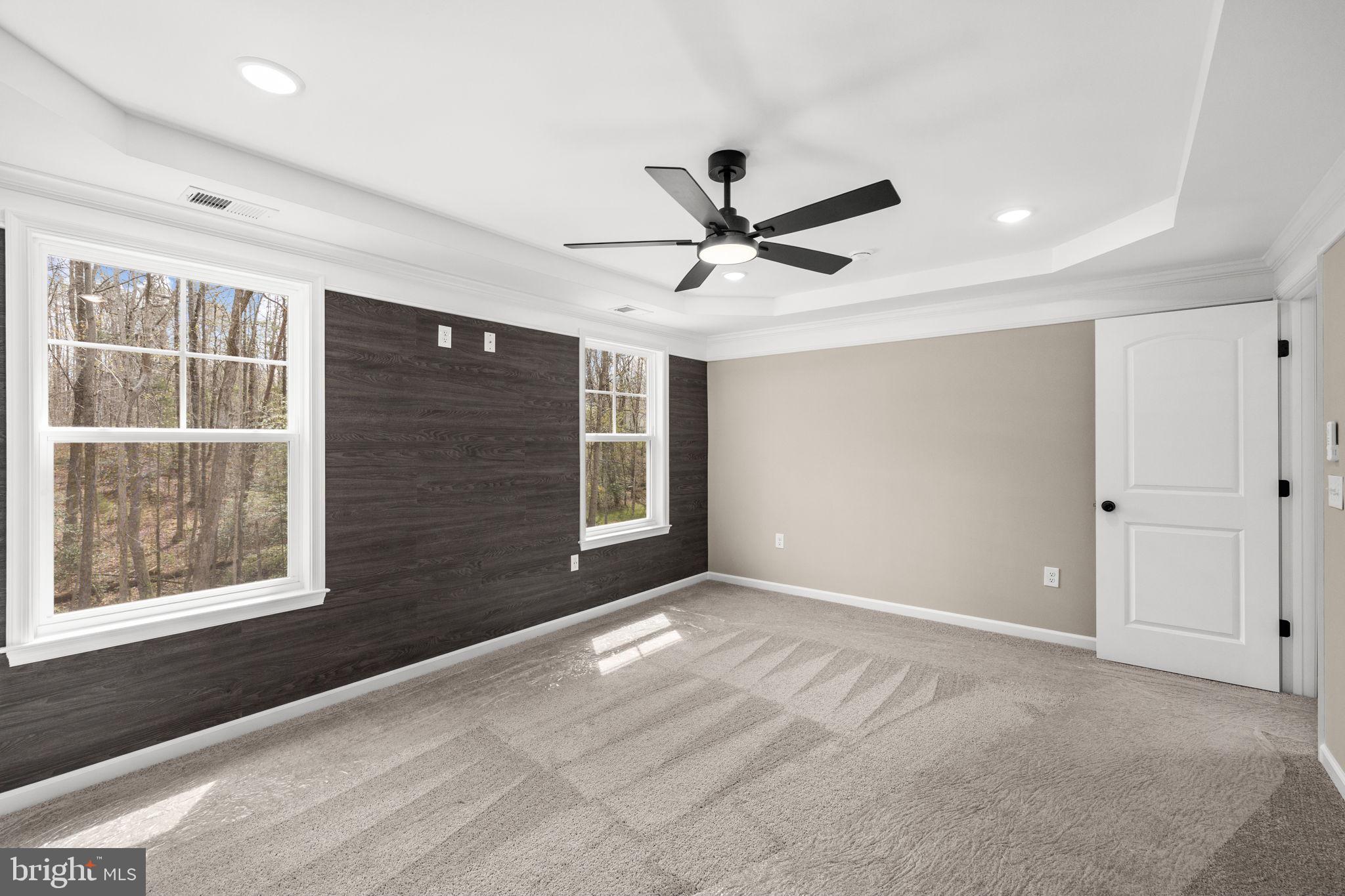 LAKE WILDERNESS - Residential