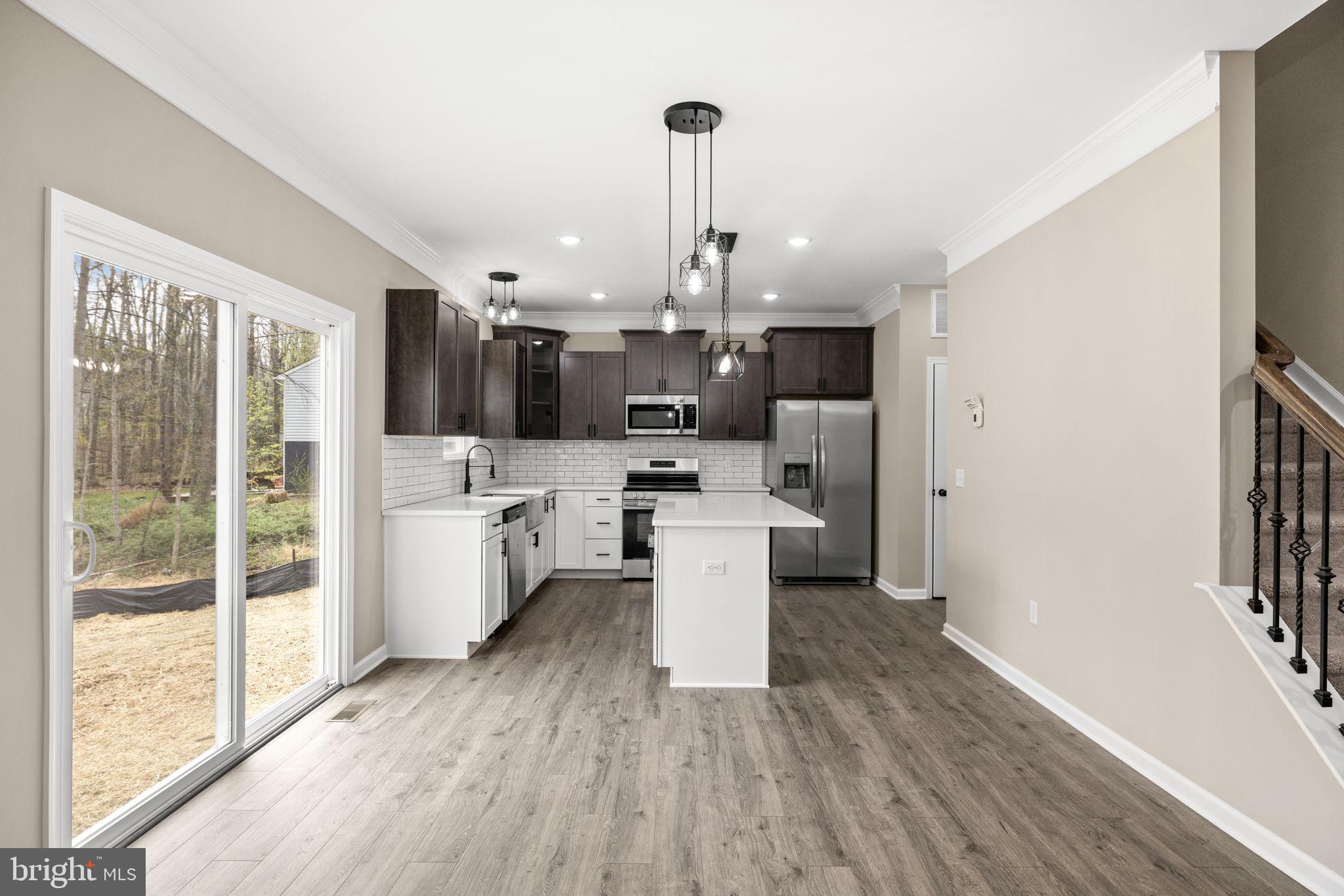 LAKE WILDERNESS - Residential