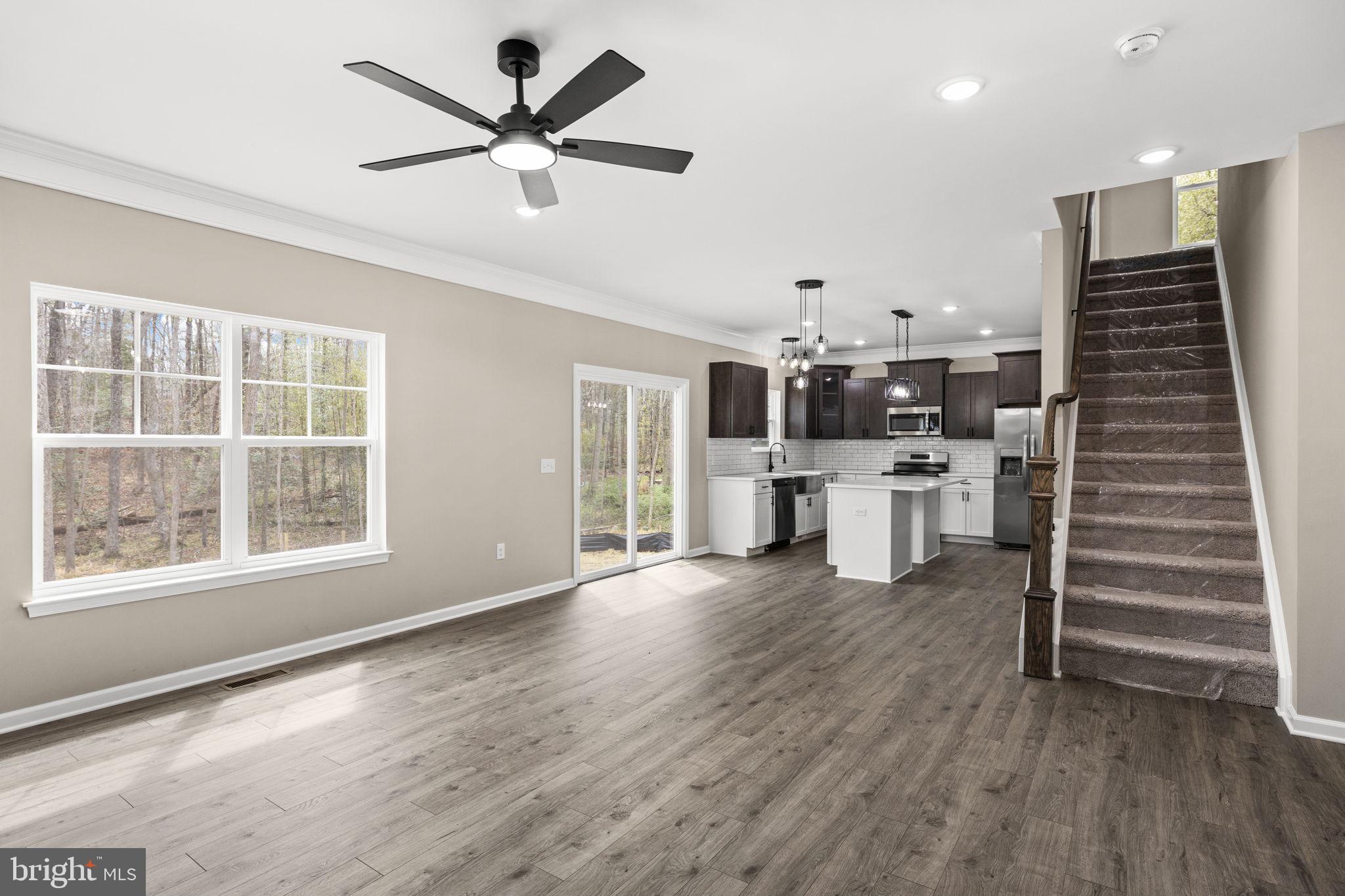 LAKE WILDERNESS - Residential