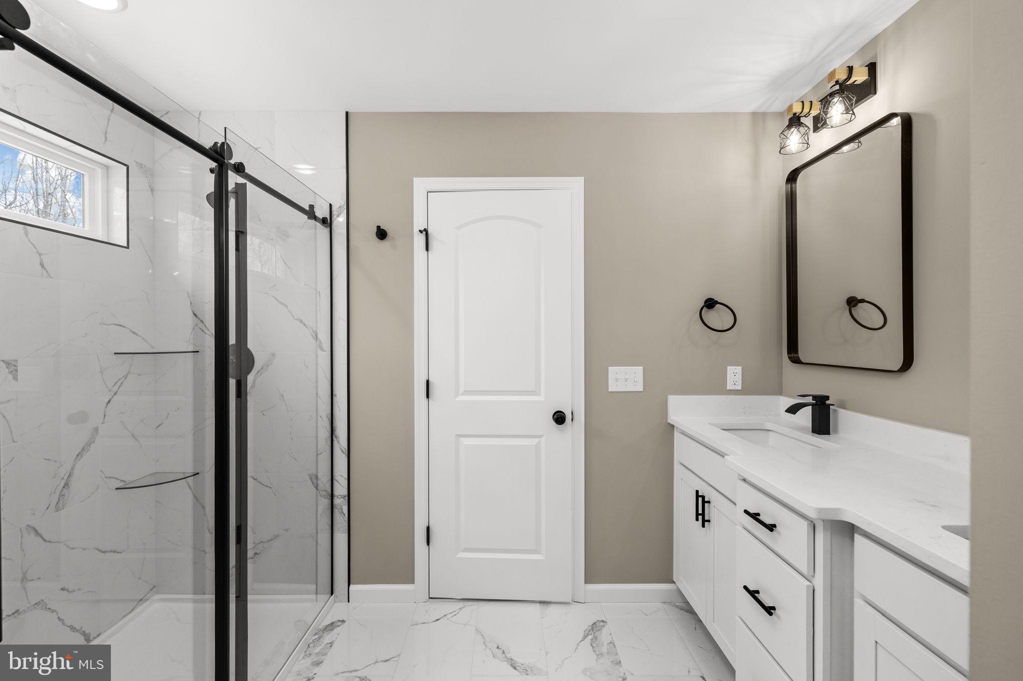 LAKE WILDERNESS - Residential