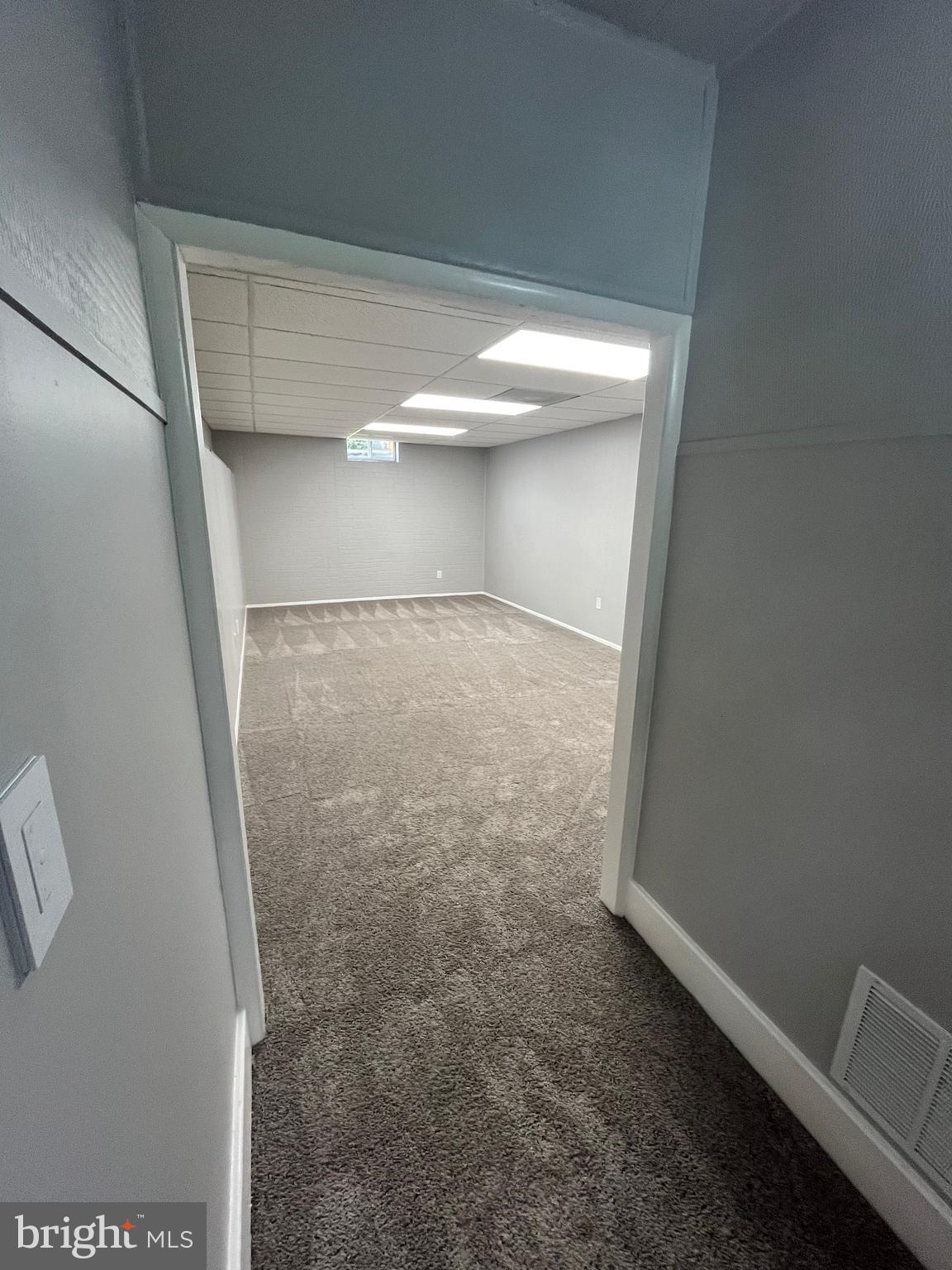 FERNDALE - Residential Lease