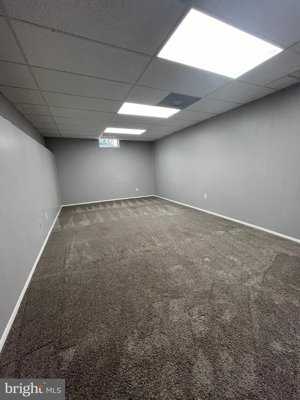 FERNDALE - Residential Lease