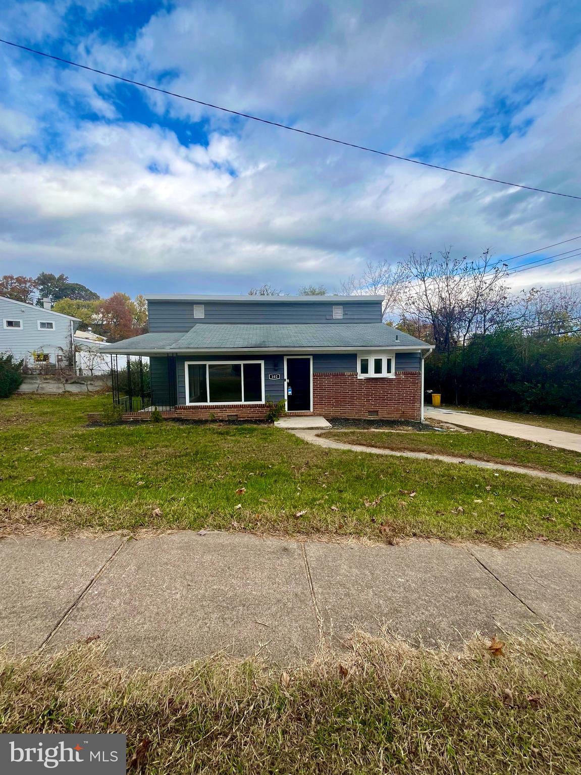 FERNDALE - Residential Lease