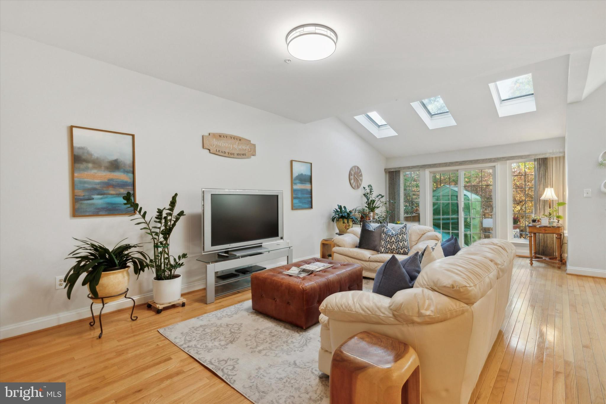 CENTER POINT FARM - Residential