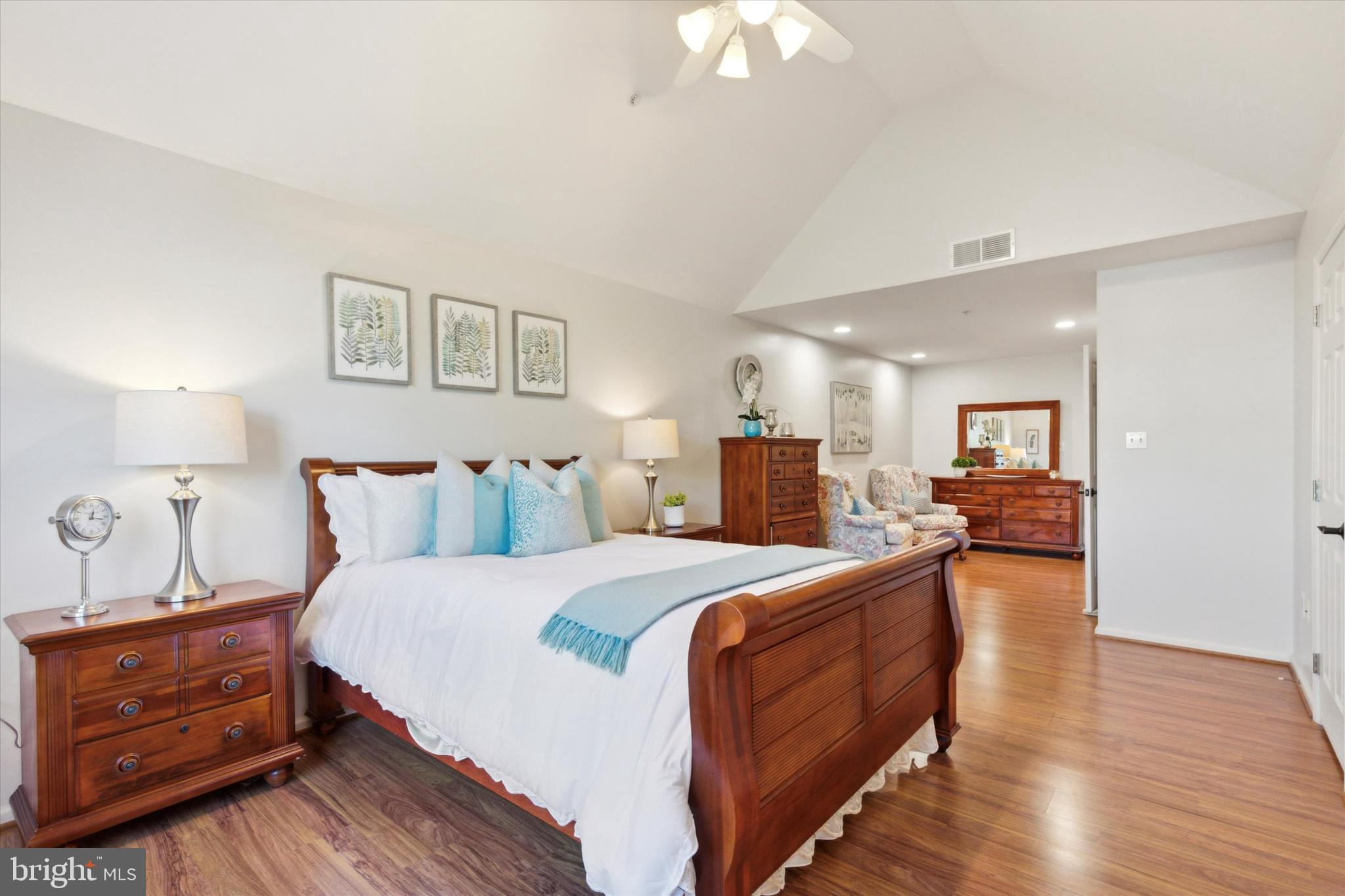 CENTER POINT FARM - Residential