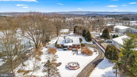 2115 W MAIN STREET STROUDSBURG PA 18360