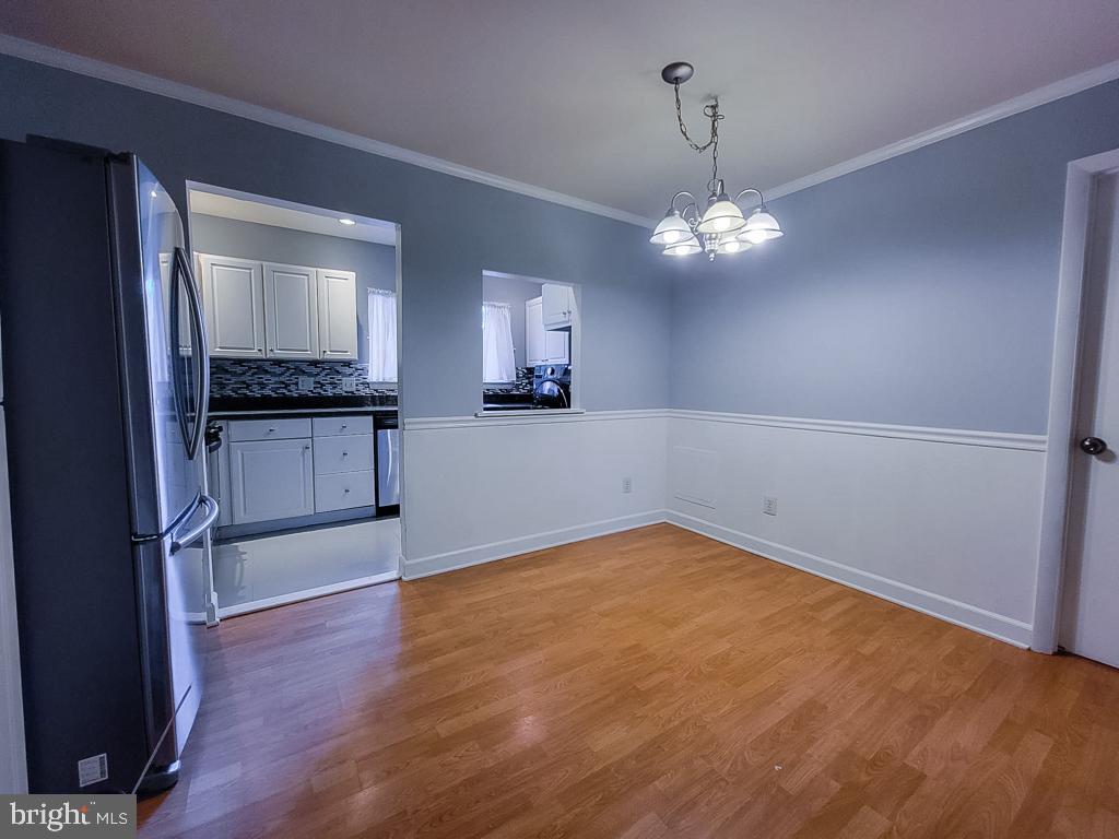 VANTAGE HILL - Residential Lease