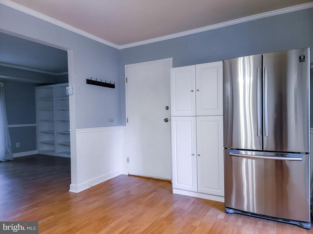 VANTAGE HILL - Residential Lease