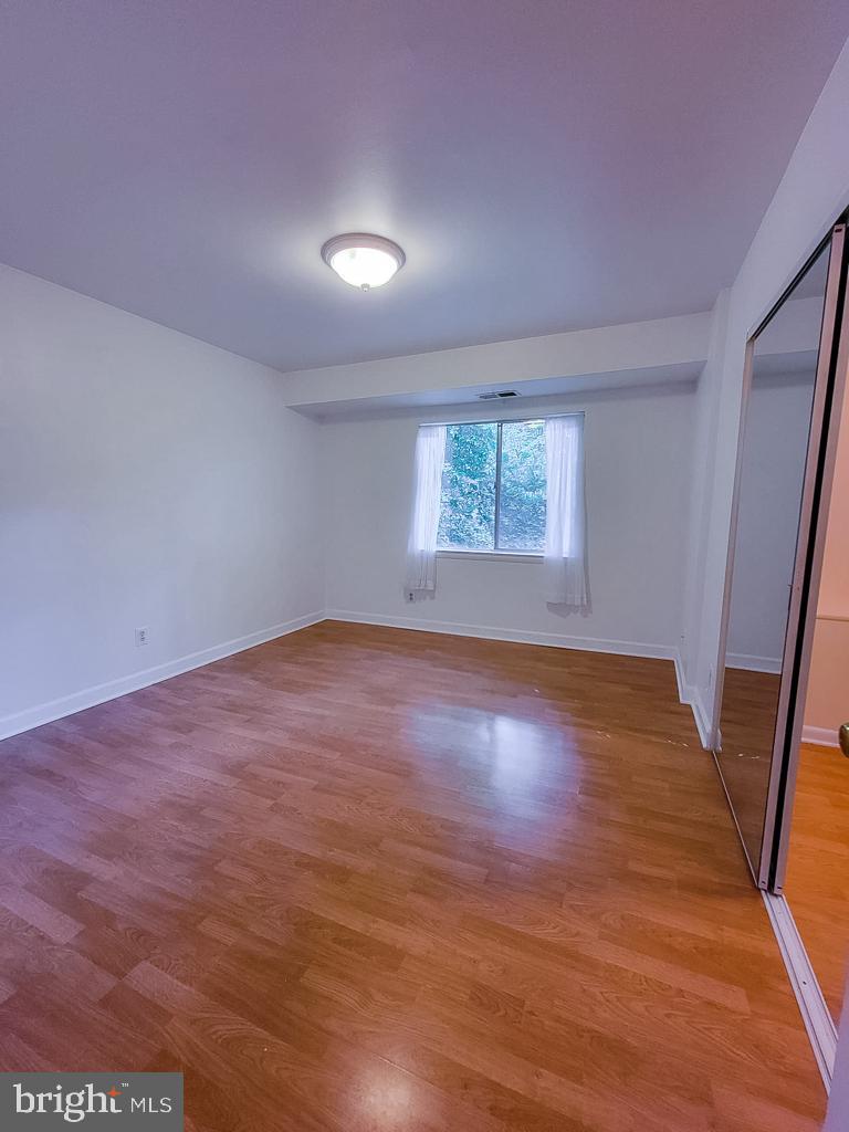 VANTAGE HILL - Residential Lease