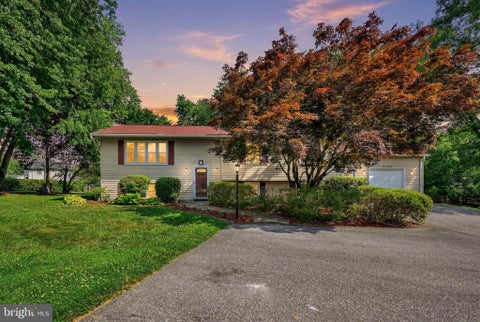 Homes For Sale - 16555 Old Frederick Road<br/> MOUNT AIRY, MD 21771