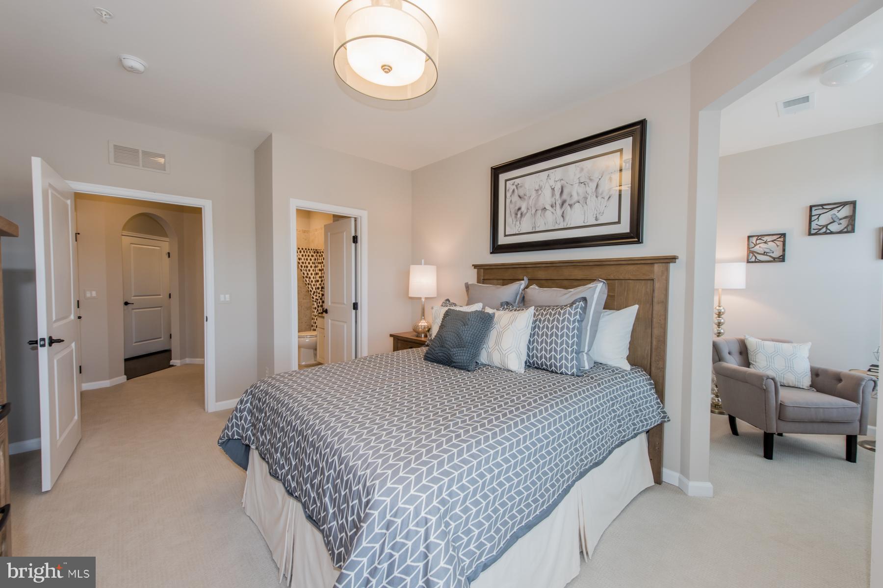 LAKE LINGANORE OAKDALE - Residential