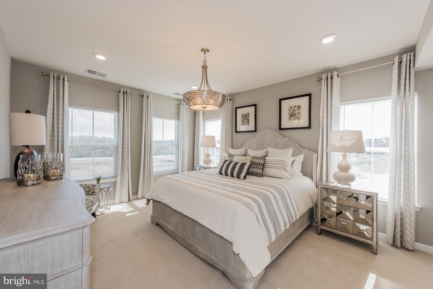 LAKE LINGANORE OAKDALE - Residential