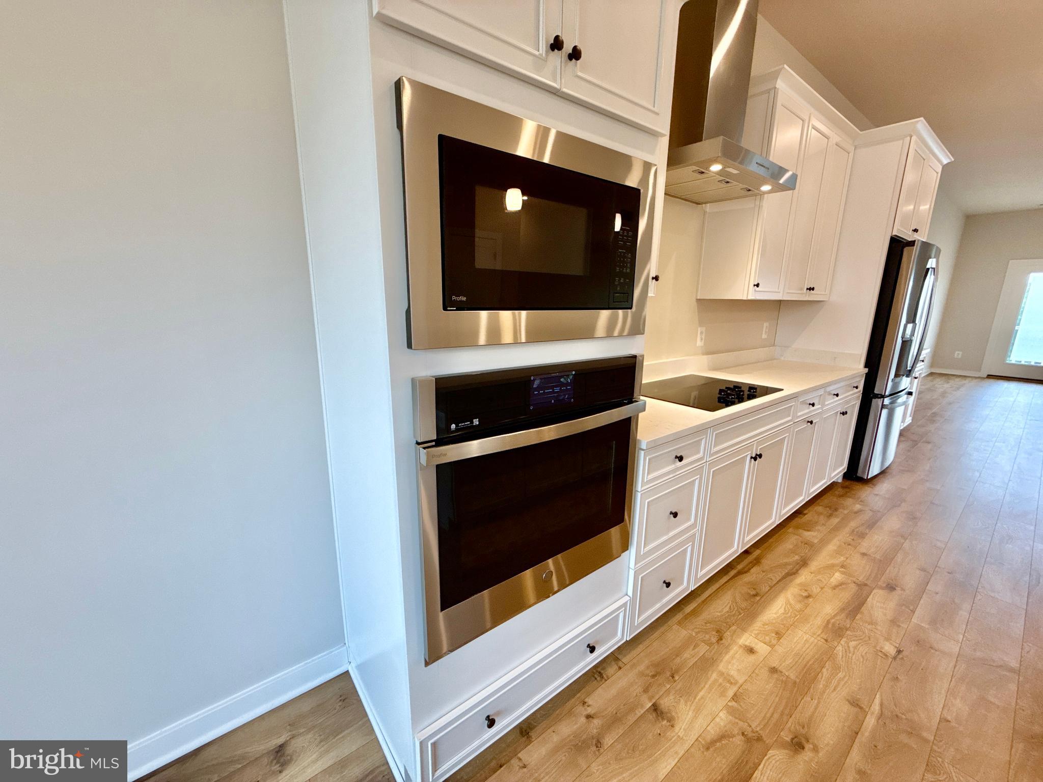 WESTSIDE AT SHADY GROVE METRO - Residential