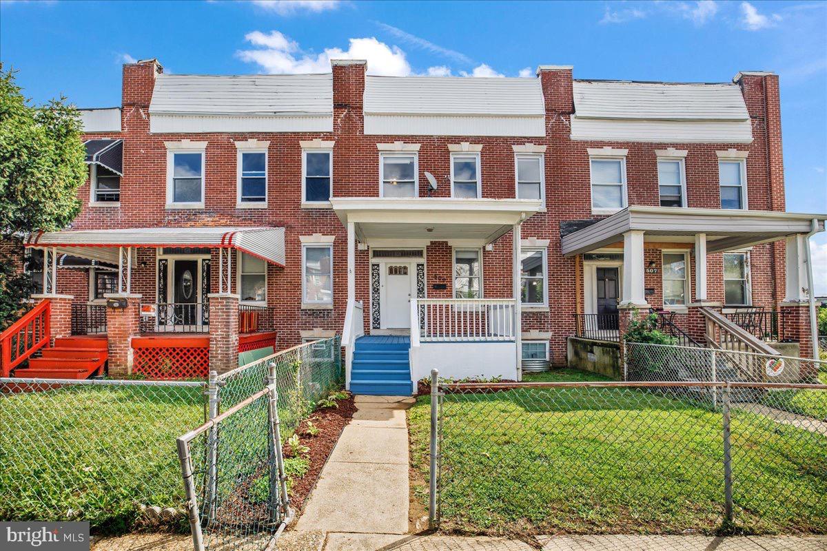 Welcome to 509 Normandy Ave –This charming residence offers the perfect blend of comfort, convenience, and character! Well-maintained home featuring a bright and functional floor plan. Main level offers spacious living and dining areas with natural light throughout. Updated kitchen includes modern cabinetry and ample counter space. Upper level features 3 comfortably sized bedrooms with generous closet space and a refreshed full bath. Lower level provides additional bedroom, full bathroom and ample storage options. Exterior highlights include a private yard suitable for outdoor entertaining or gardening. Conveniently located near shopping, dining, schools, parks, and major commuter routes. First time home owners and investors are welcomed!
Home being sold as-is