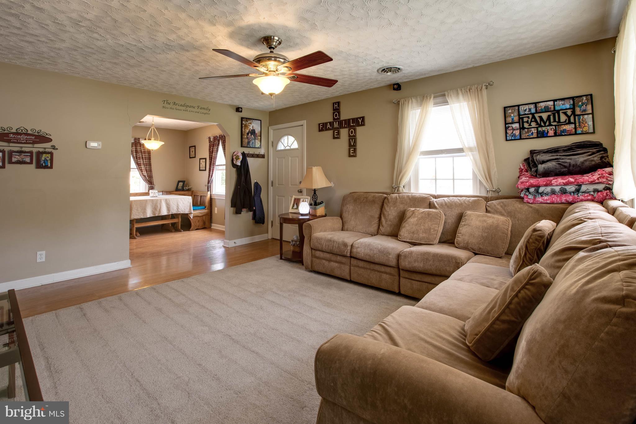 WOOD'S SUB LA PLATA - Residential