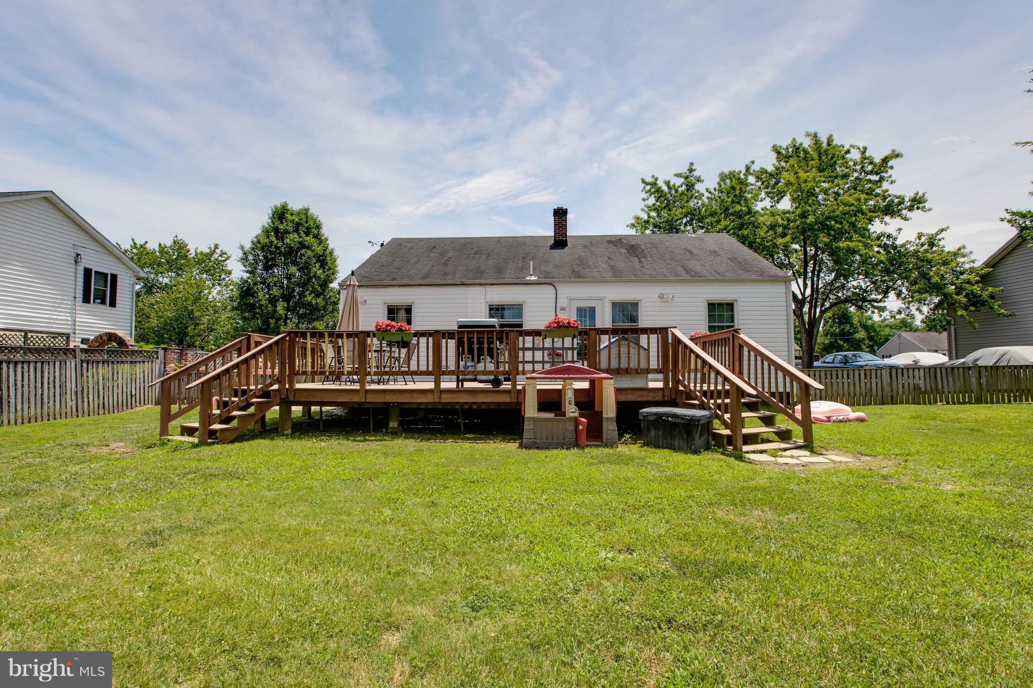 WOOD'S SUB LA PLATA - Residential