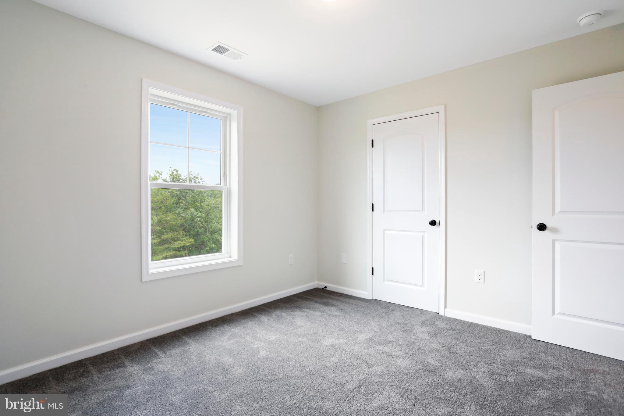 MIDDLE CREEK VISTAS - Residential